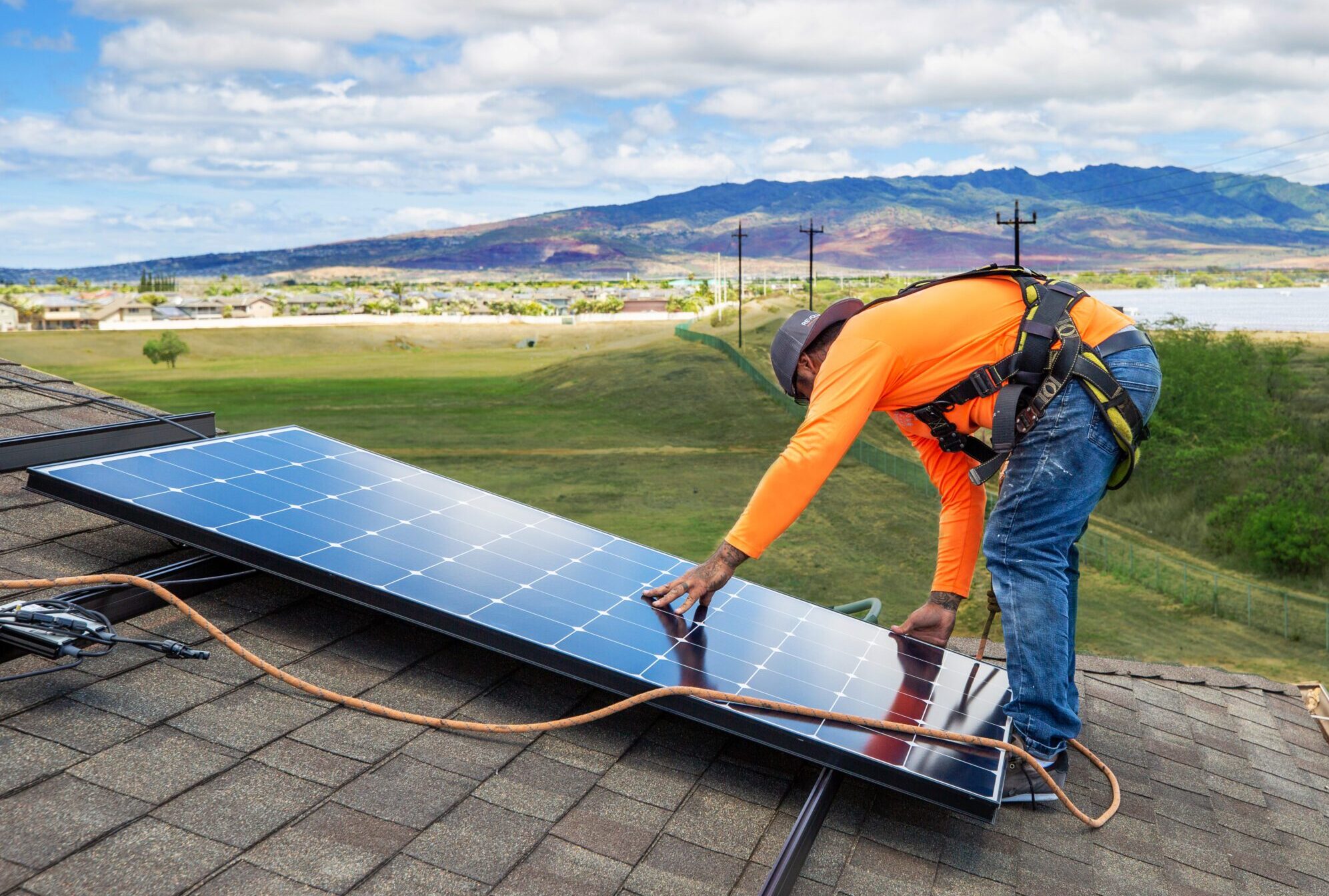 Lead Solar Installer