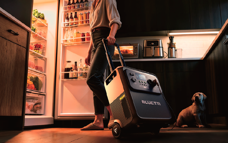 BLUETTI Elite 400 rolling power station